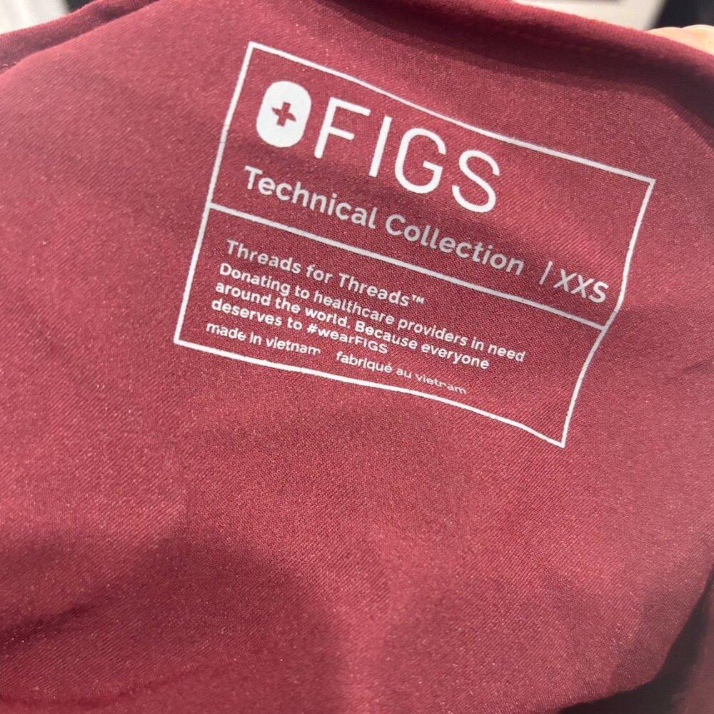 Figs Burgundy One Pocket Scrub Top